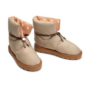 Flufie Classic Sand Beige Pillow Boots NEW